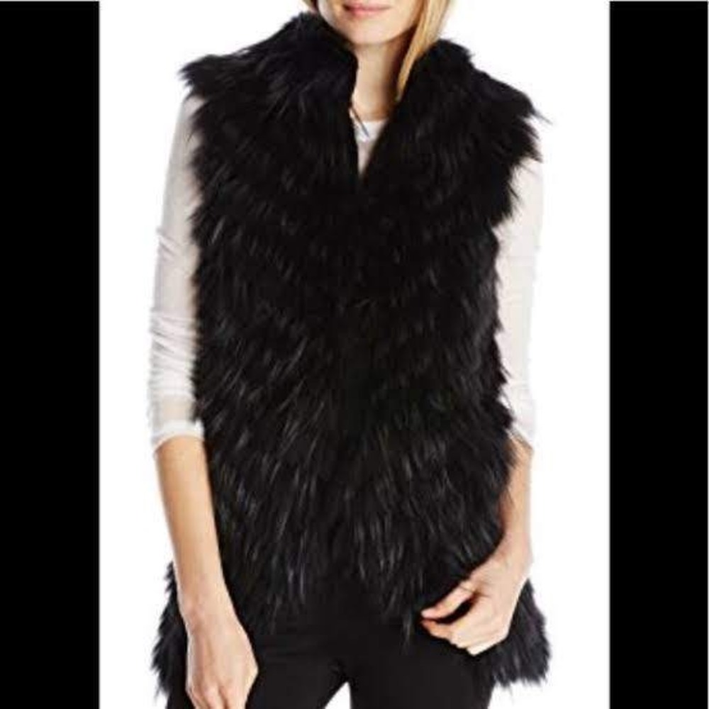 BCBGeneration Black Tiered Faux Fur Longline Vest Shaggy Gilet EUC Small